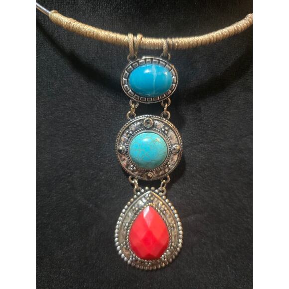 Women's Statement Necklace With Turquoise And Red Gemstones Lobster Claw Clasp - Picture 3 of 7